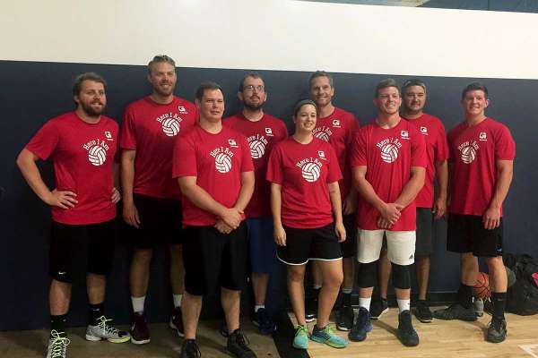 Garver basketball team gathers to aid charity