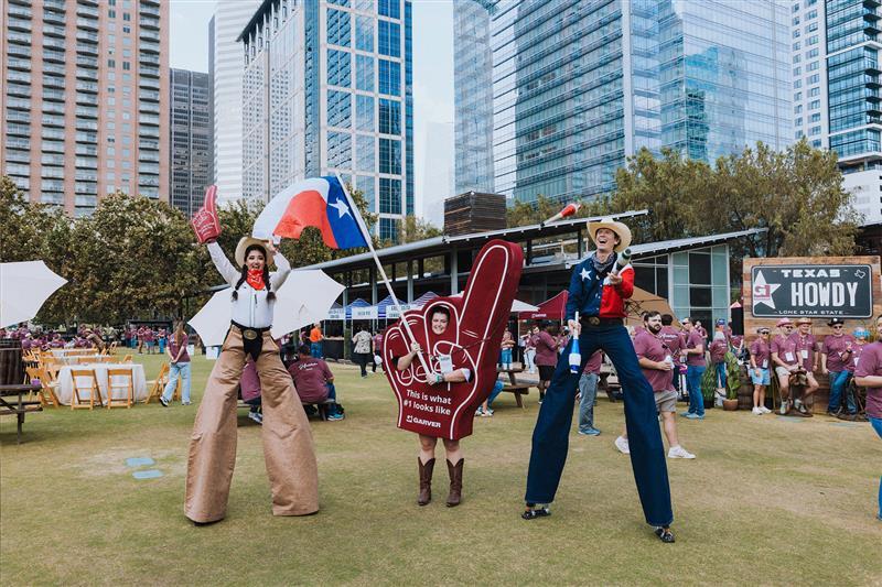 Summit Rodeo Company Garver shows Houston how we rodeo – Summit 2025 - Garver