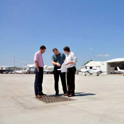 Proactive security planning for airport construction projects