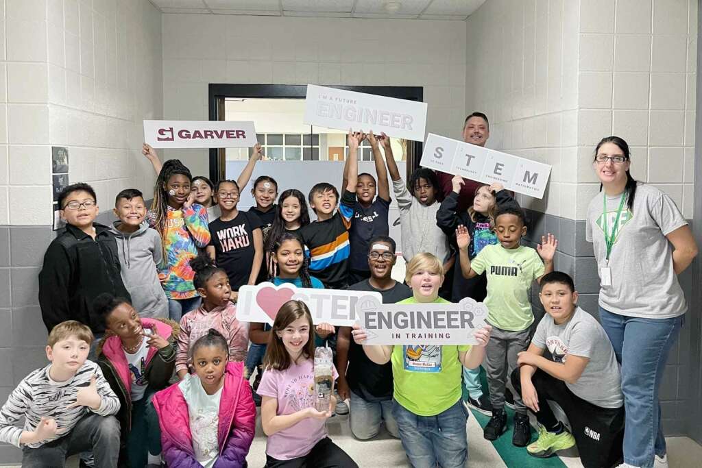 Sharing engineering lessons with fourth graders