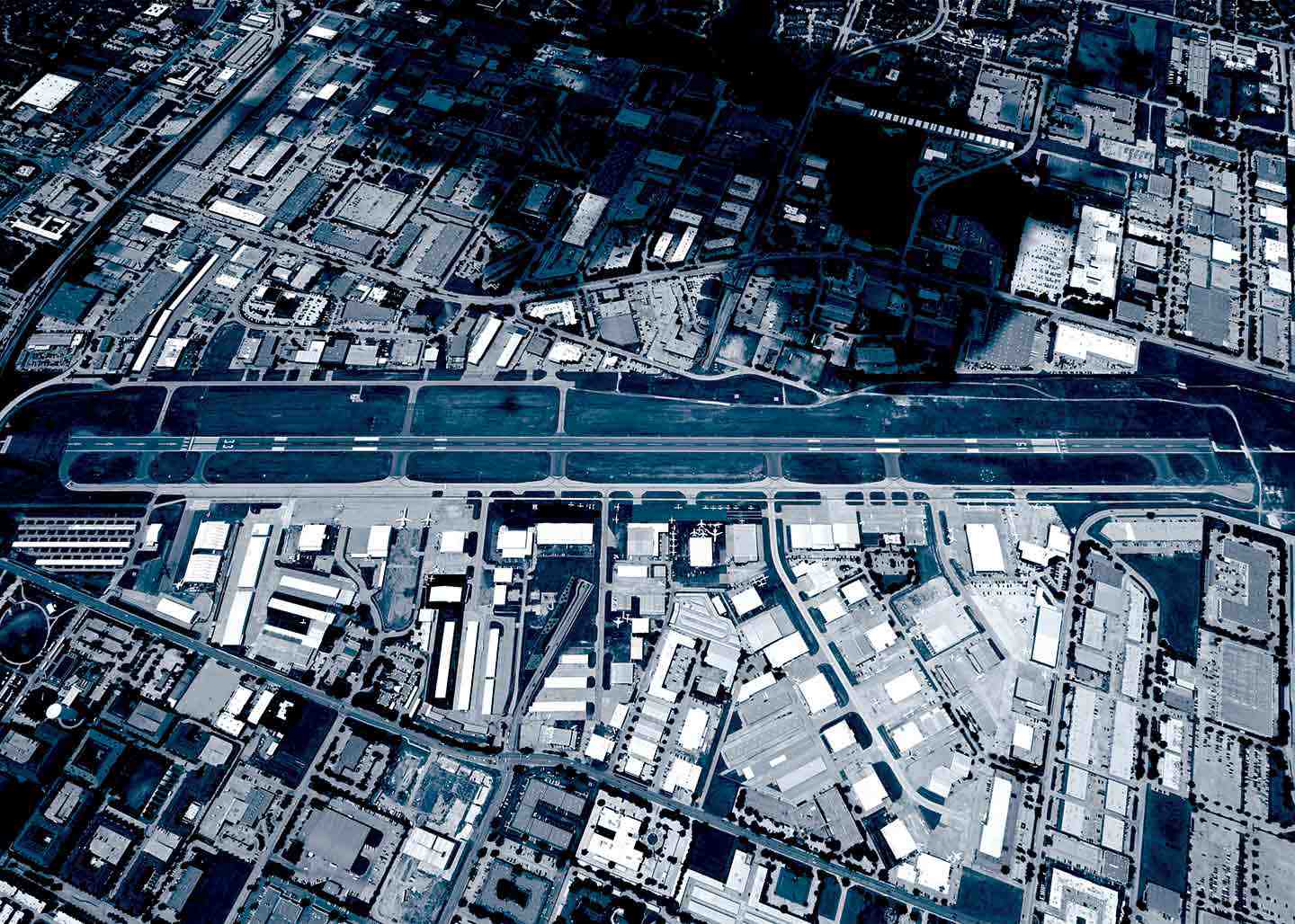 ADS Runway Reconstruction Aggressive construction strategy maintains