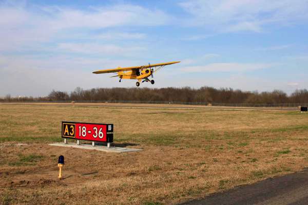 H71 Runway Lights and NAVAIDS