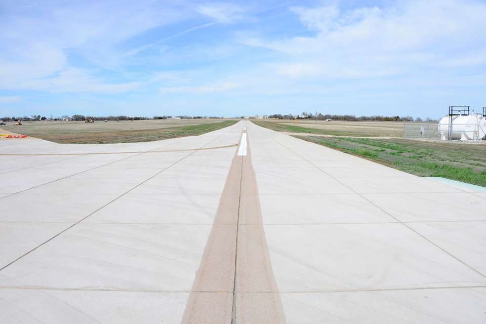 Pauls Valley Municipal Airport