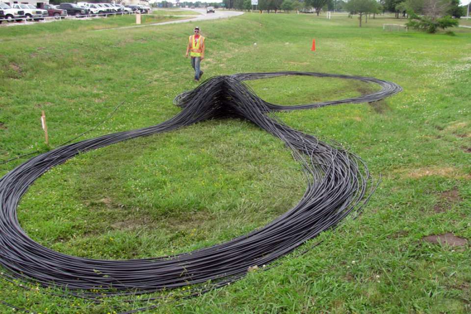 Oklahoma lays 1,050 miles of fiber optic cable