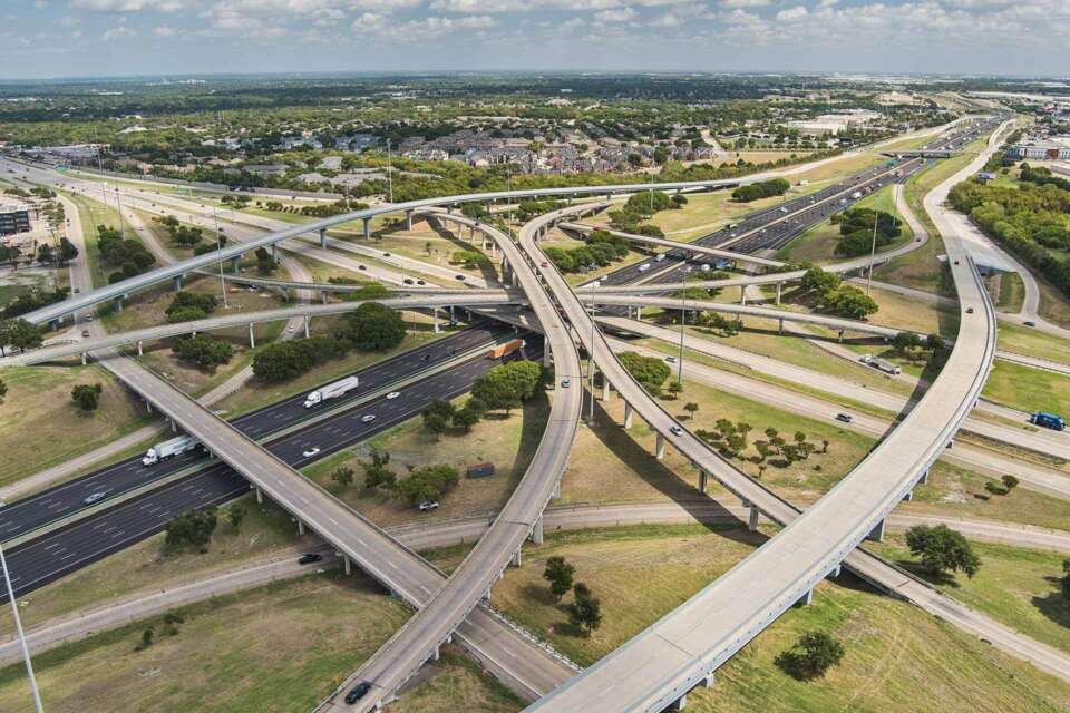 I 20 Frontage Roads Photo 5