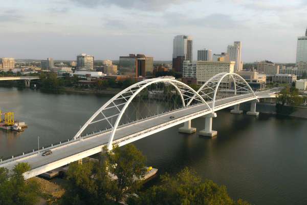 Broadway Bridge named Grand Conceptor by ACEC of Arkansas